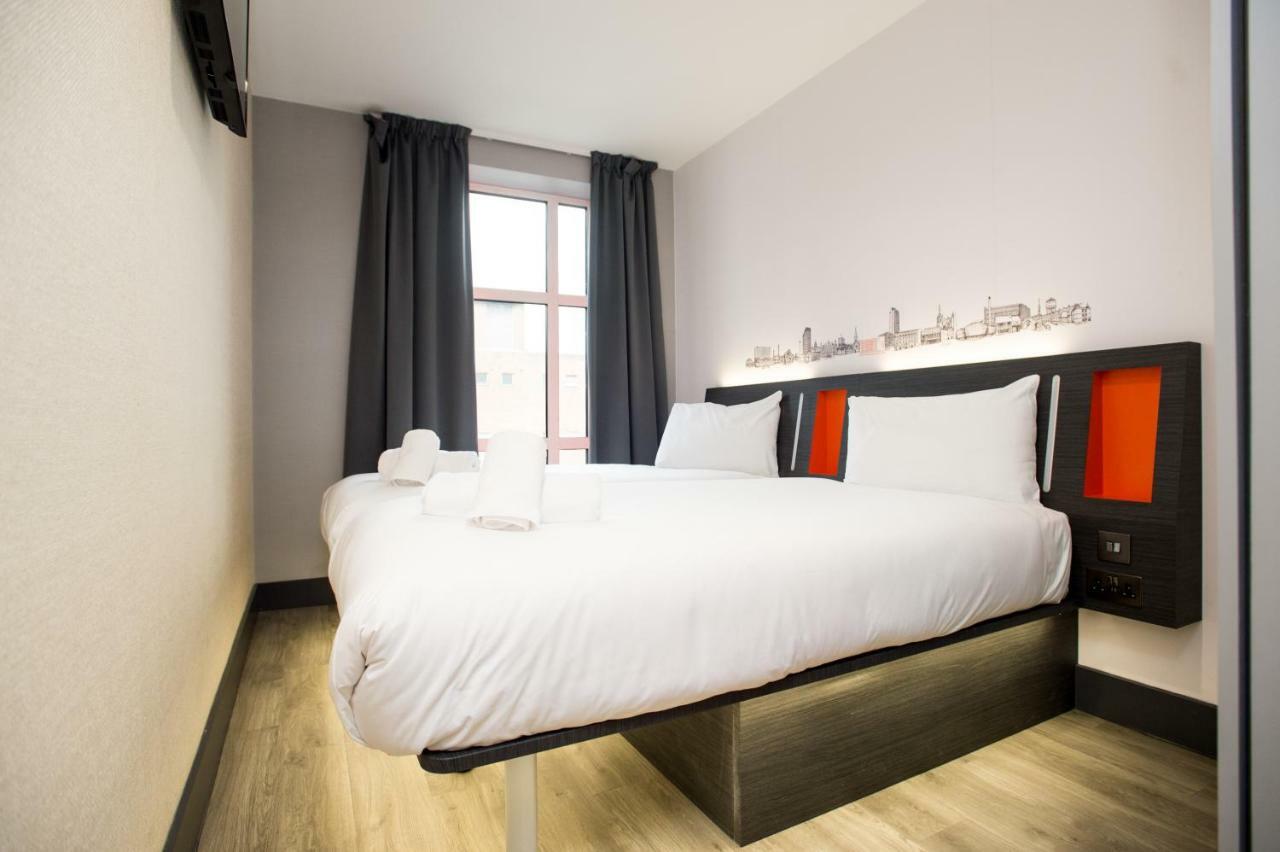 Easyhotel Μίλτον Κέινς Εξωτερικό φωτογραφία