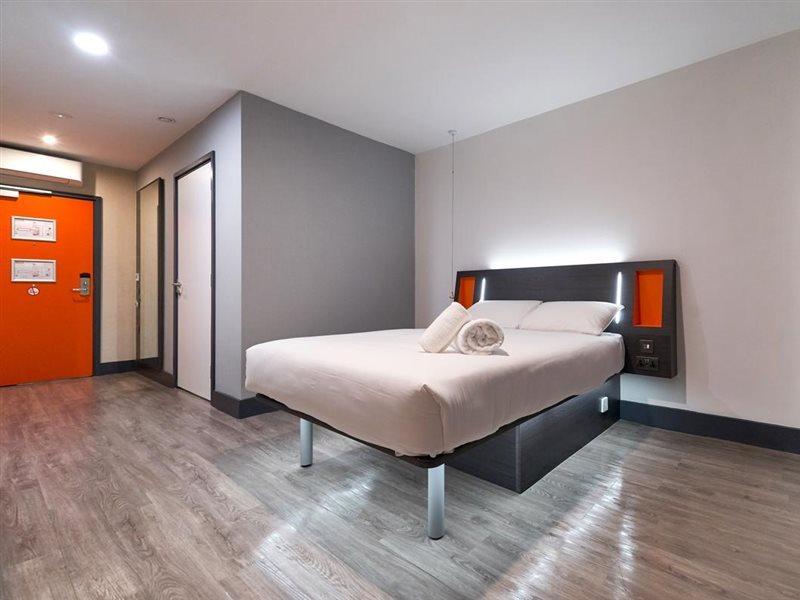 Easyhotel Μίλτον Κέινς Εξωτερικό φωτογραφία